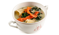 Nudel Suppe mit Lachs
